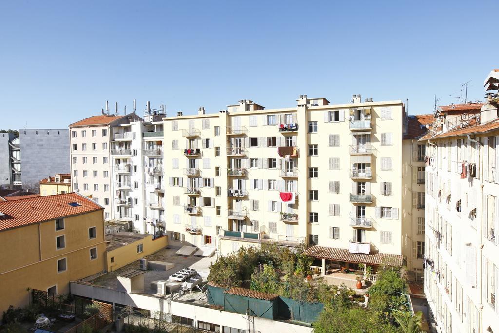 Grand Studio 30m² En Centre-ville A Apartment *